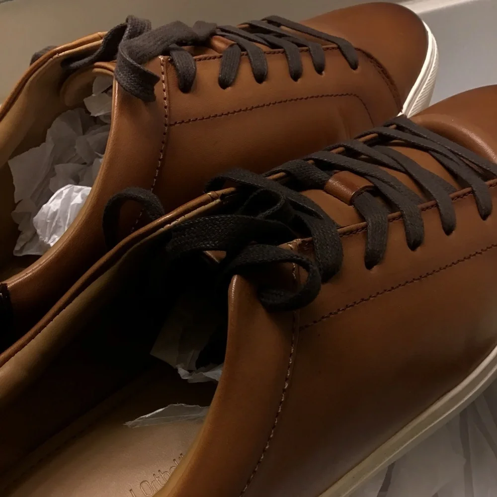 NORDSTROM LEATHER SNEAKERS MENS - Picture 15 of 16